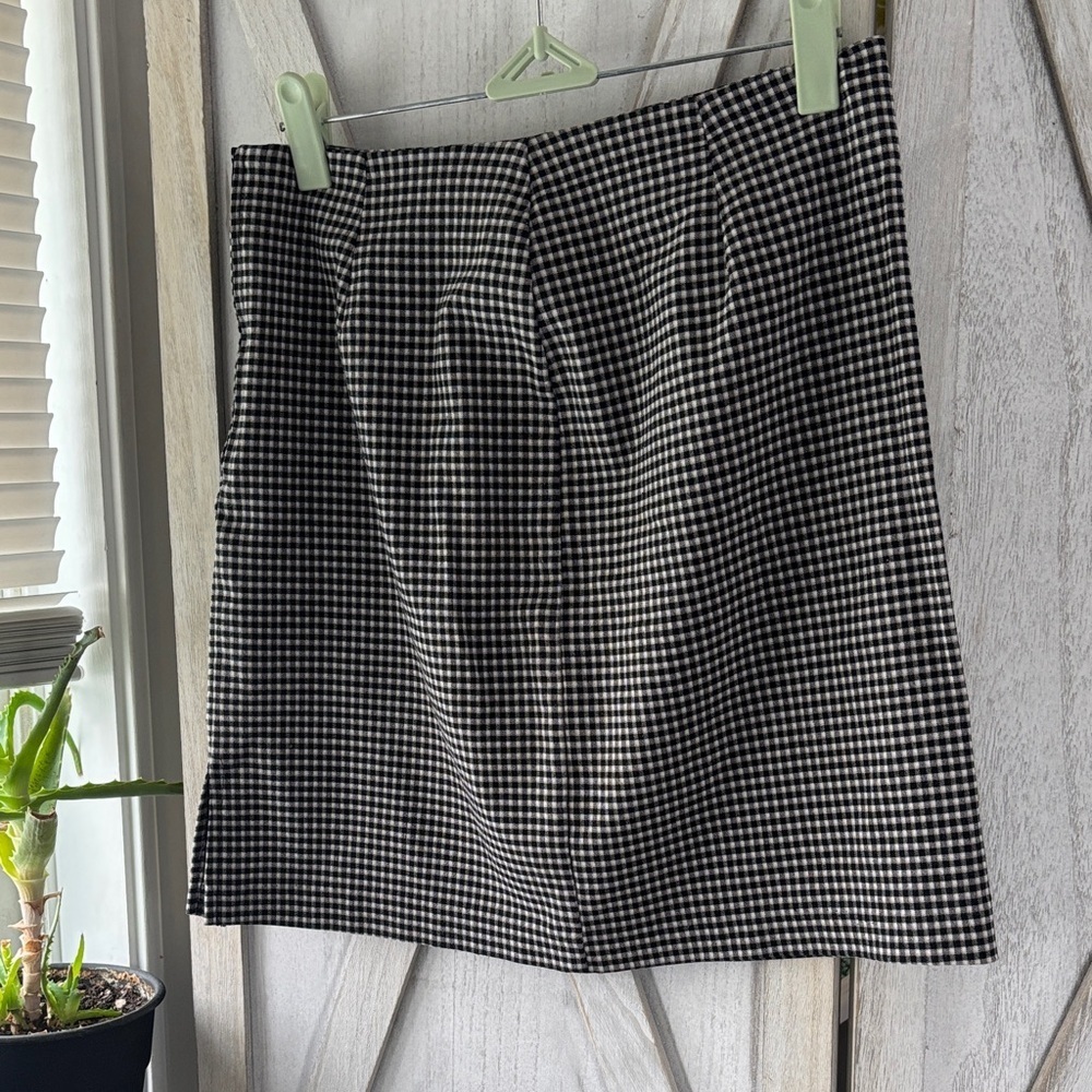 Classic Black and White Checkered Skirt